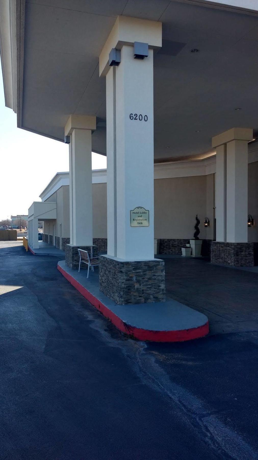Holiday Inn Hotel & Suites Oklahoma City North By Ihg Exterior foto