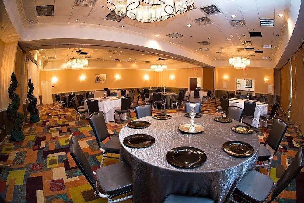 Holiday Inn Hotel & Suites Oklahoma City North By Ihg Exterior foto